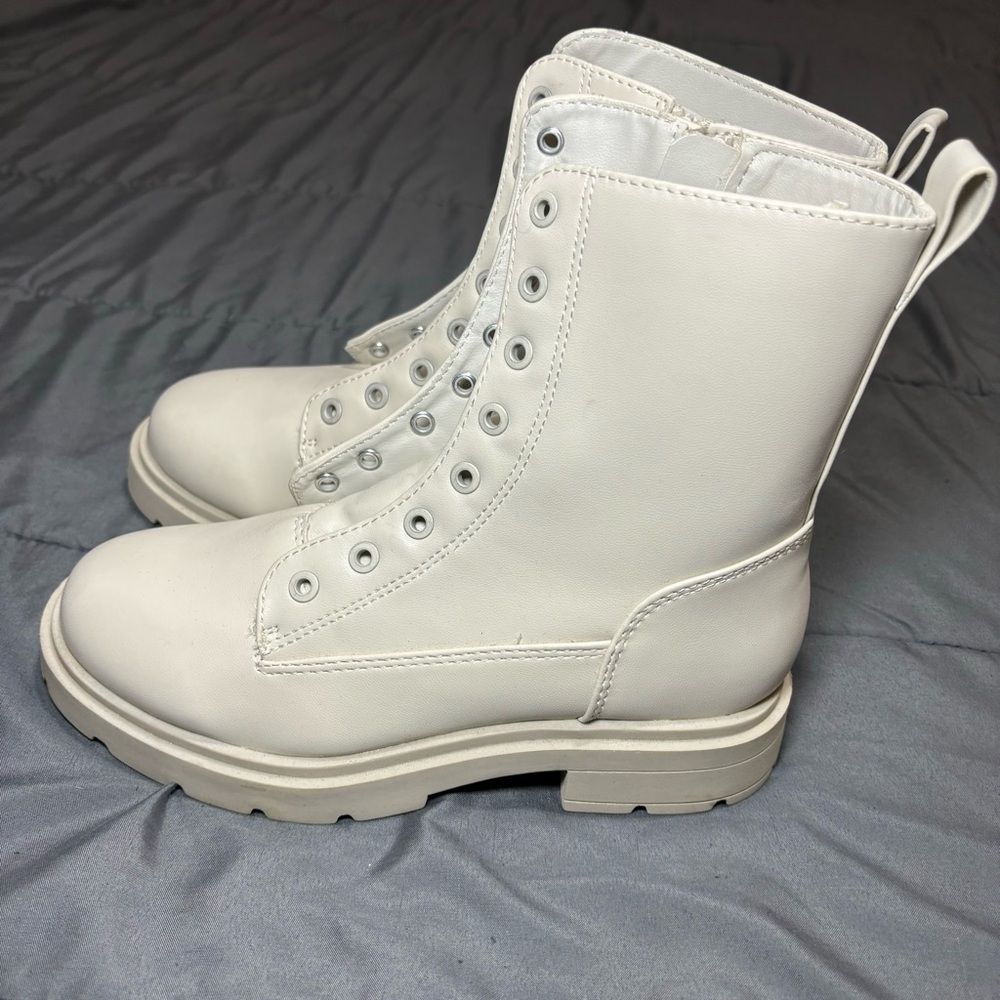 No Boundaries Women's Combat Boot Brand New Size 6 1/2 W